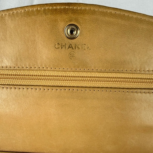 CHANEL Caviar Honey Leather WOC - Picture 7 of 13